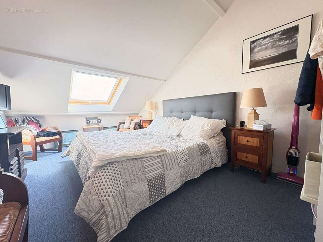 Appartement à COMBRIT