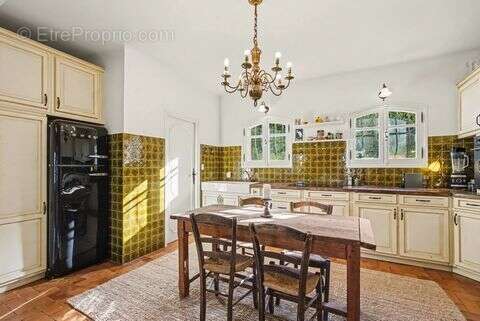Maison 164 m² à Mougins  - photo 3
