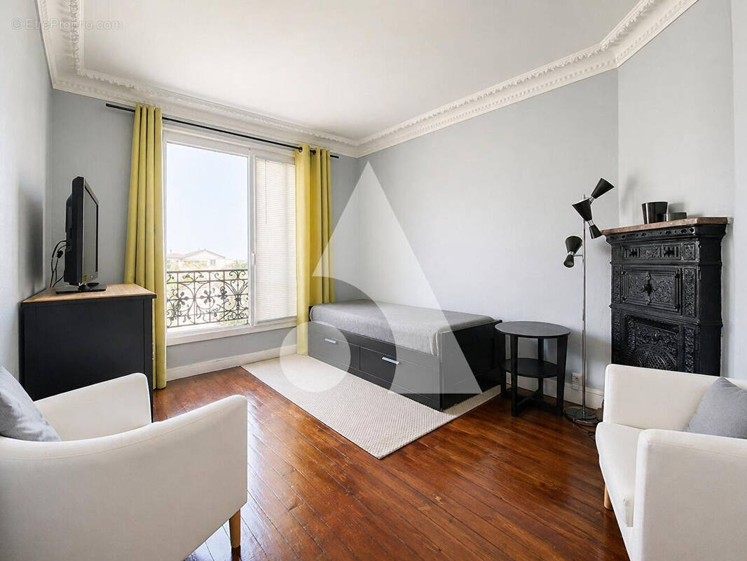 Appartement à LES LILAS