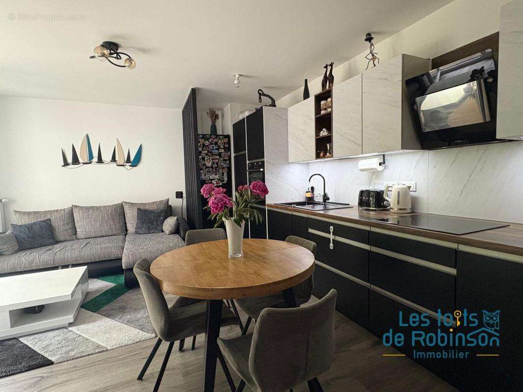 Appartement à LE PLESSIS-ROBINSON