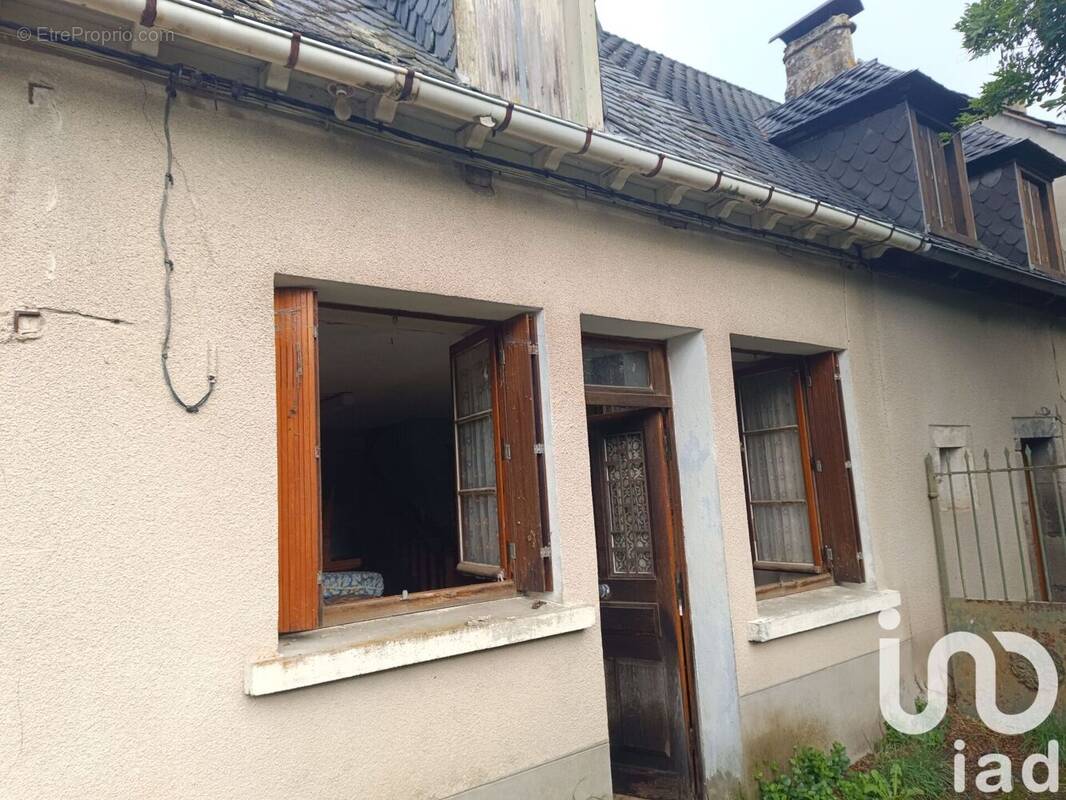 Photo 1 - Maison à SAINT-MARTIN-VALMEROUX