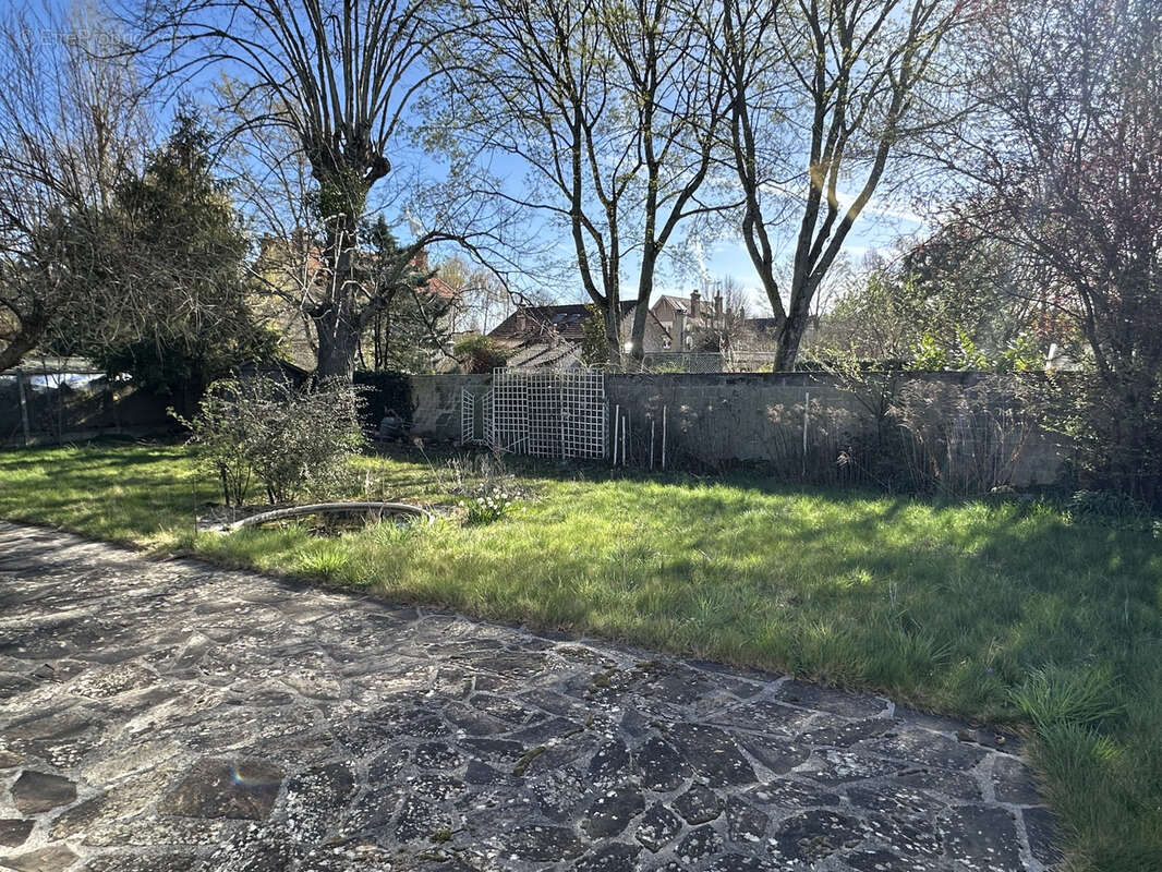 Maison à BOIS-LE-ROI