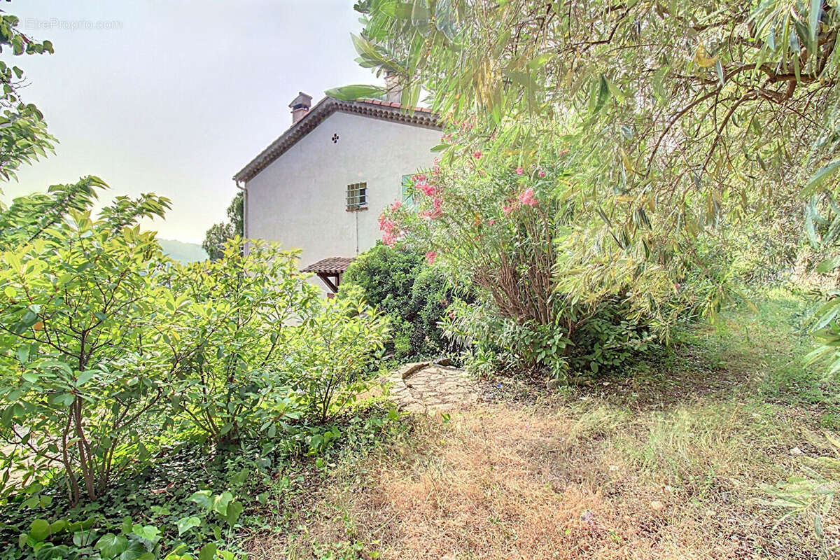 Maison à DRAGUIGNAN