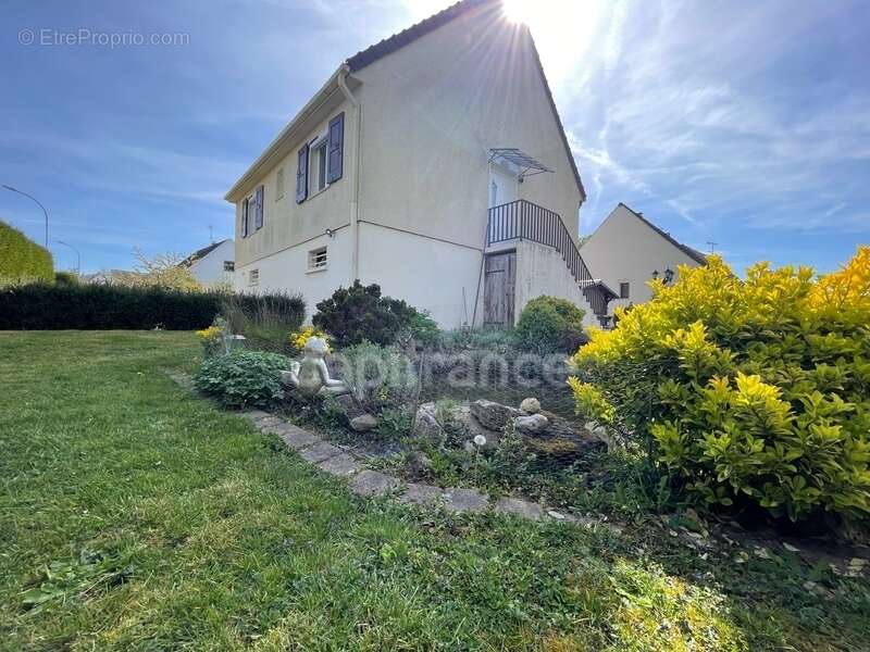 Maison à TERGNIER