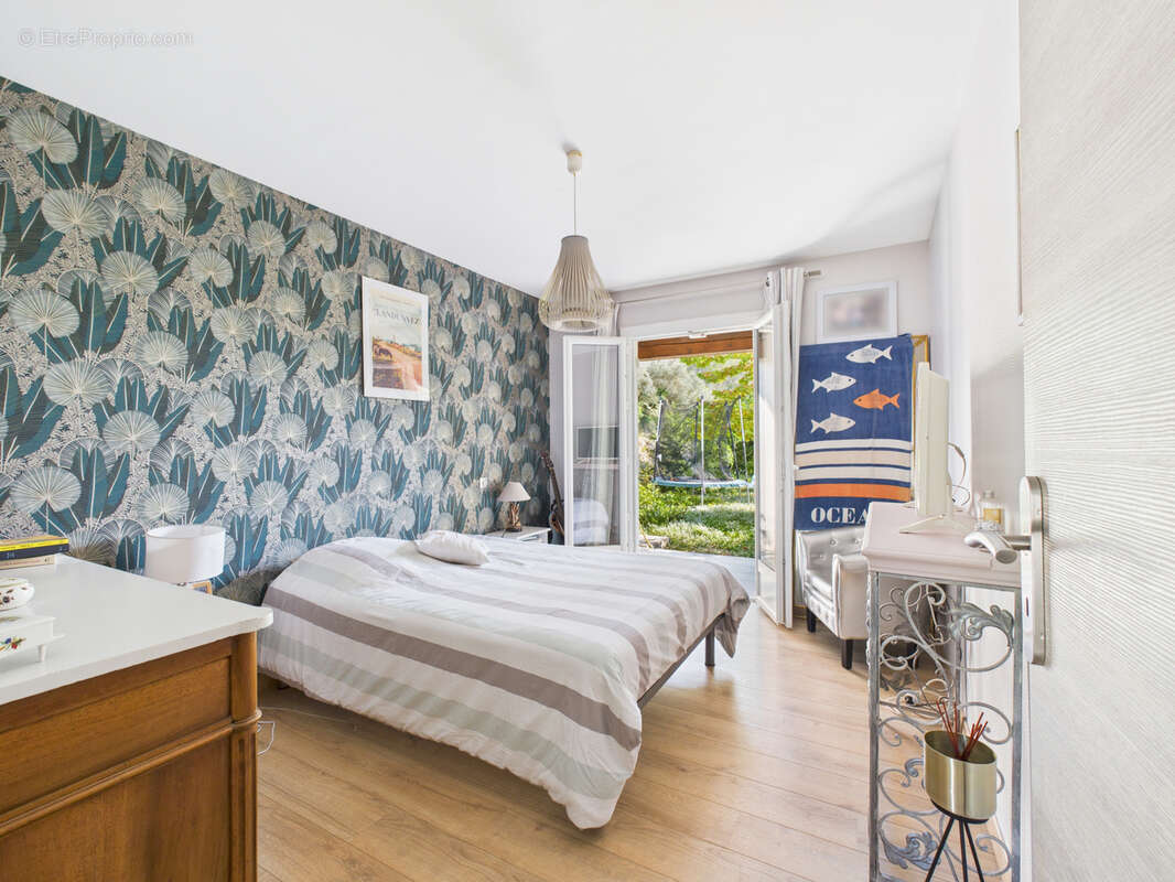 Maison à SOLLIES-TOUCAS