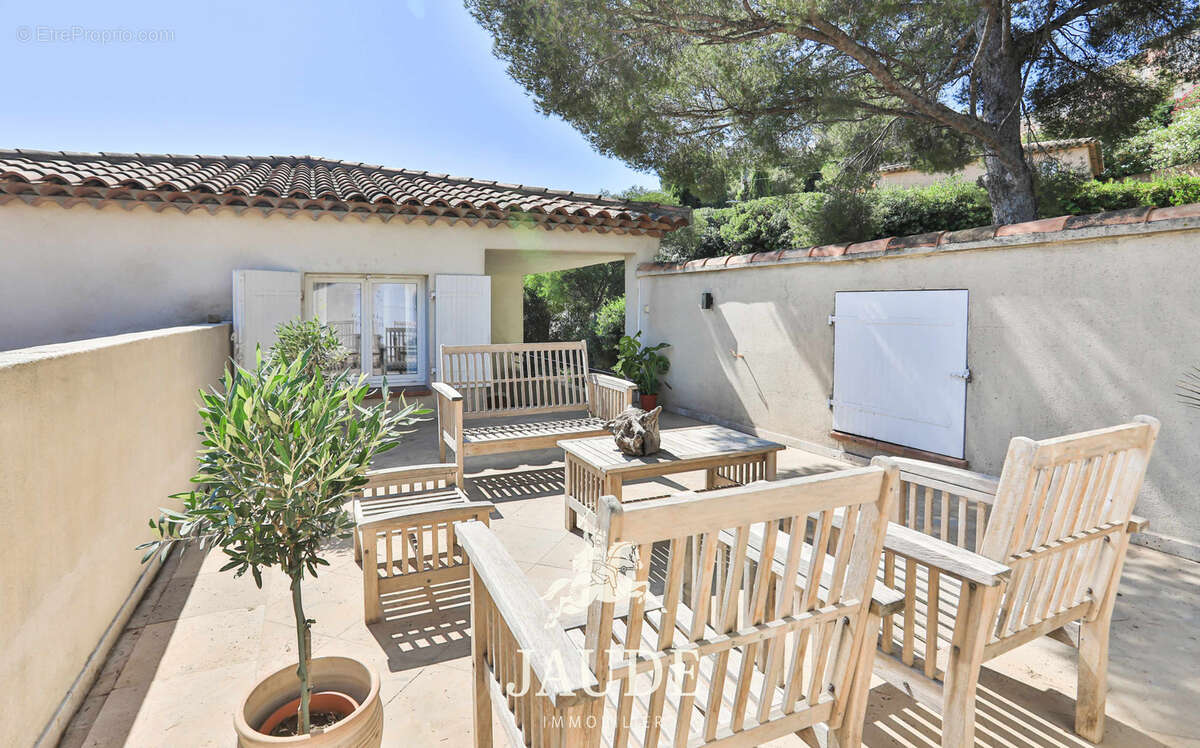 Maison à CAVALAIRE-SUR-MER