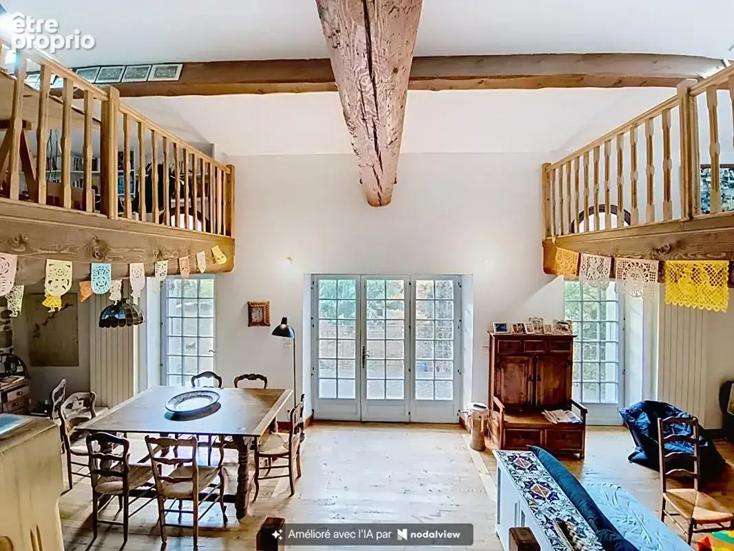 10 Mns Carcassonne - Ancienne longère de 240 m² avec séjour de 55 m², 178 m² d'annexes et terrain de plus de 3 000 m² - photo 9
