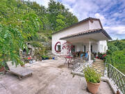 Maison à SAINT-CAPRAIS-DE-BORDEAUX