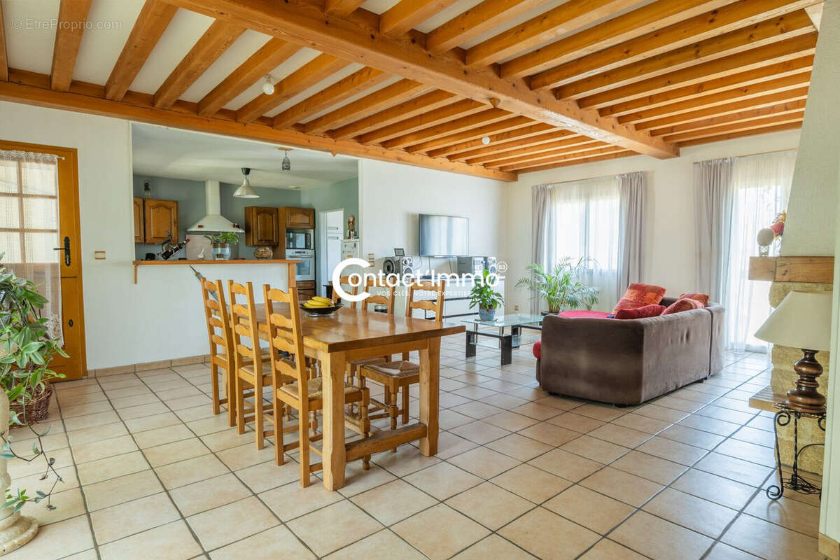 Maison 117 m² à Bongheat  - photo 4