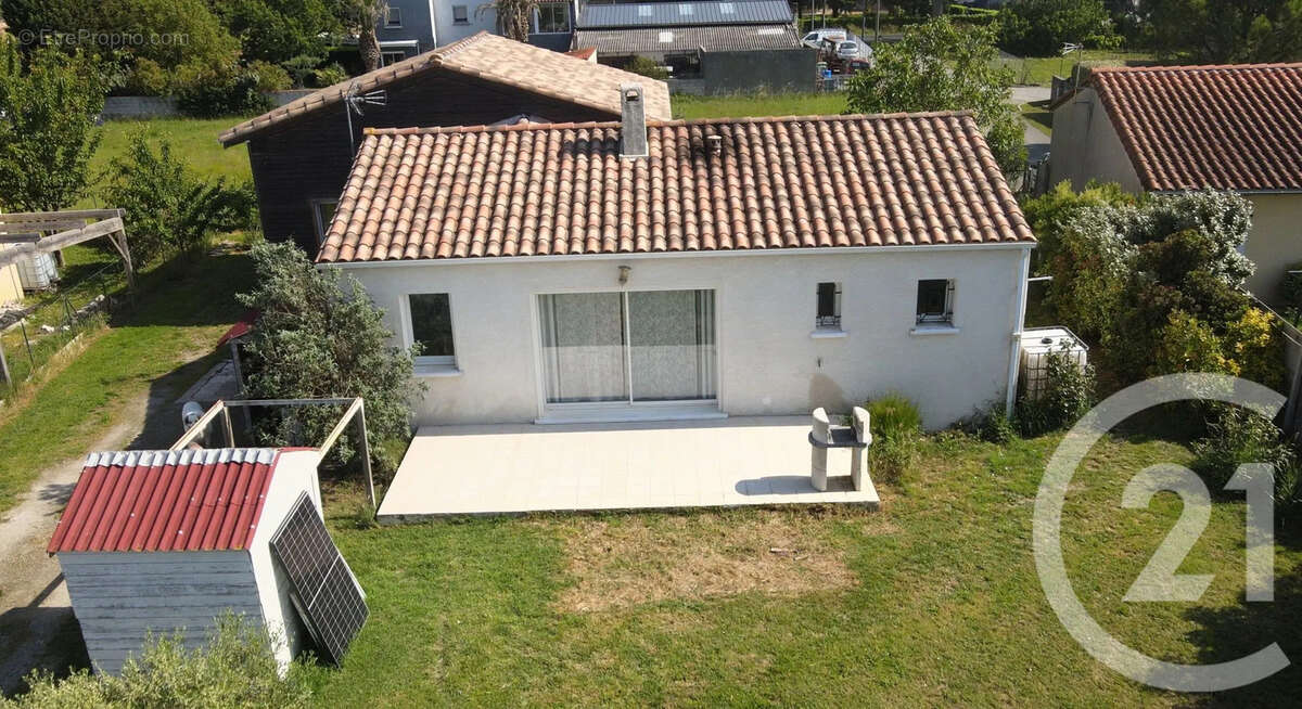 Maison à LABASTIDE-D'ANJOU