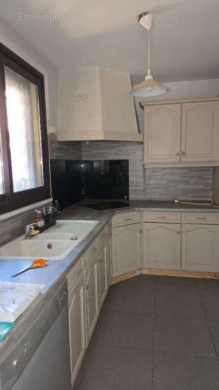 30400 villeneuve les avignon, villa de 163 m² avec 5 chambres sur 743 m² se terrain clos - photo 11