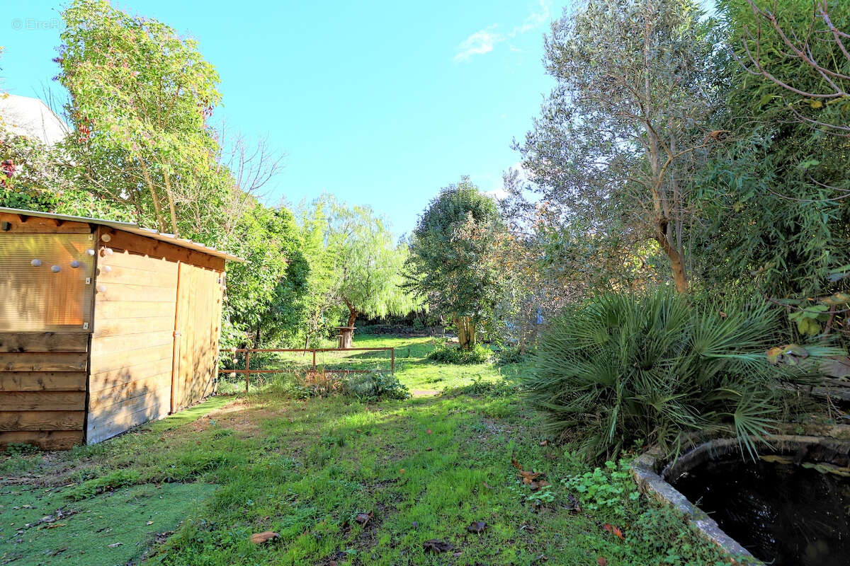 Maison à SOLLIES-TOUCAS