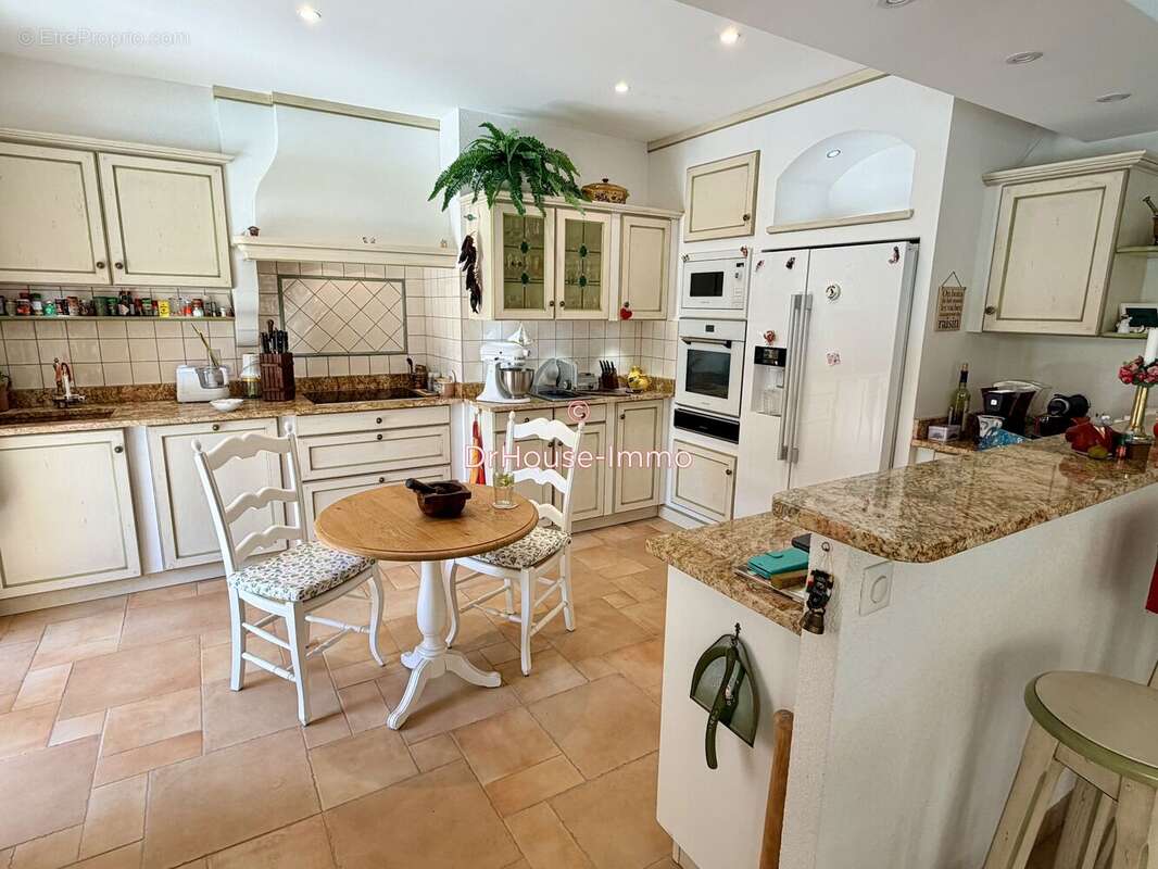 Maison 146 m² à Cotignac  - photo 45