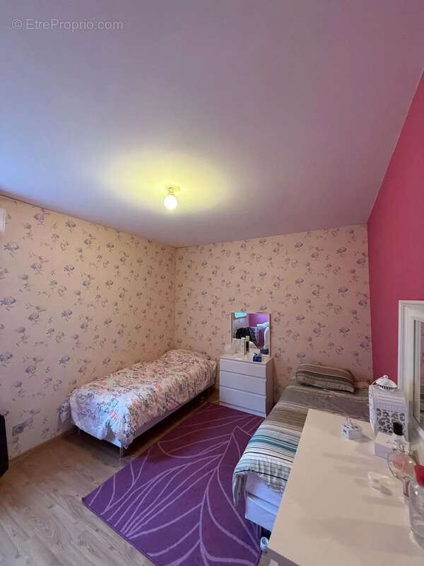 Appartement à CESSY