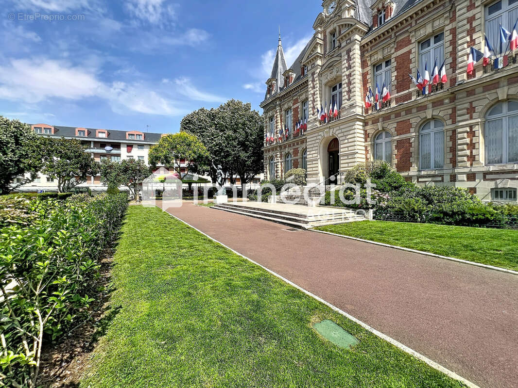 Maison à RUEIL-MALMAISON