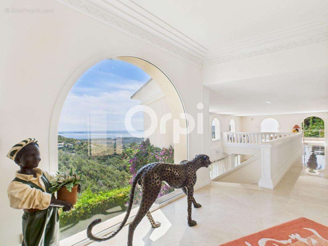 Maison à MANDELIEU-LA-NAPOULE