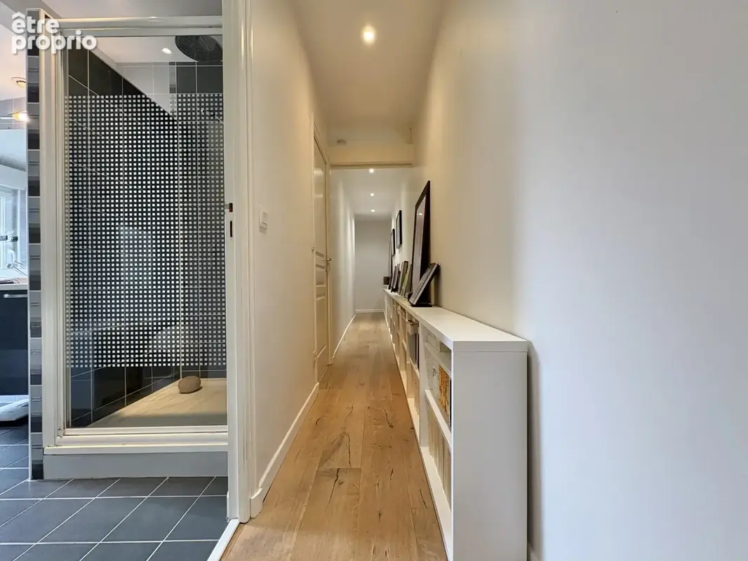 Dernier etage hyper centre proche gare - photo 12
