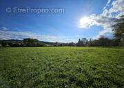 Terrain à LES ABRETS