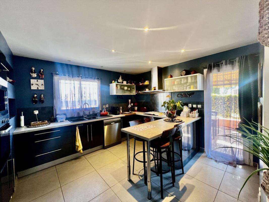 Maison à SAINT-GILLES