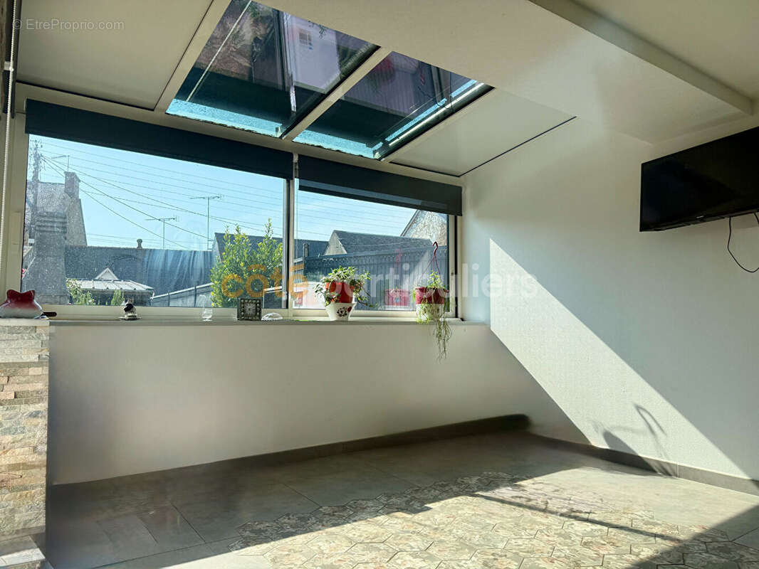 Pontorson centre ville, 132m2, vie de plain-pied , jardin clos et garage - photo 7