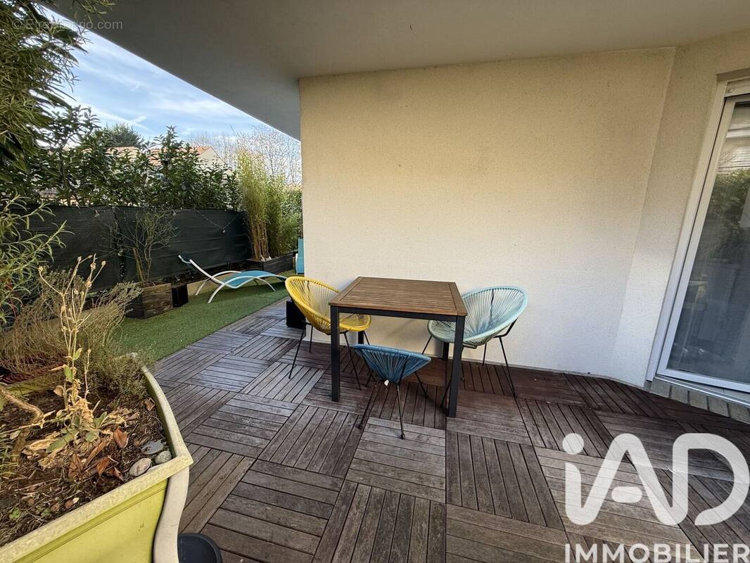 Photo 1 - Appartement à SAINT-THIBAULT-DES-VIGNES