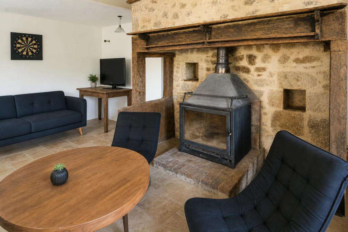 Maison de 3 pièces de 190 m² à Parlan - photo 6