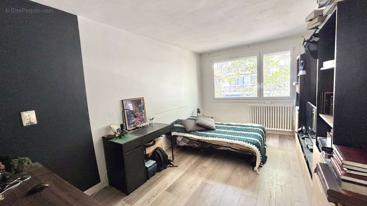 Appartement à ENGHIEN-LES-BAINS