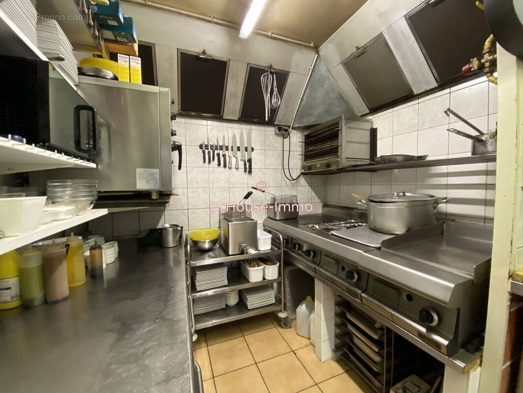 Commerce à LE GRAU-DU-ROI