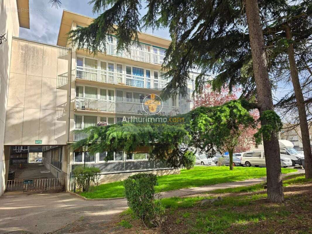 Appartement à SARCELLES