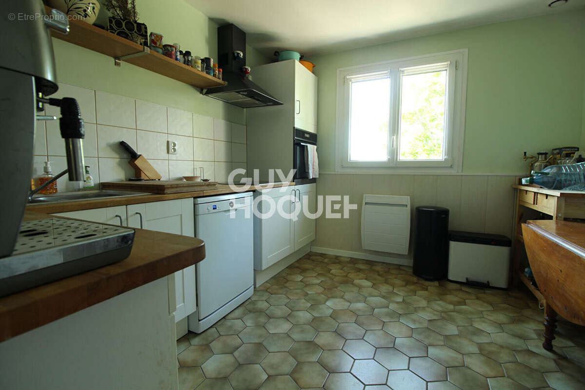Maison à VERNEUIL-L'ETANG