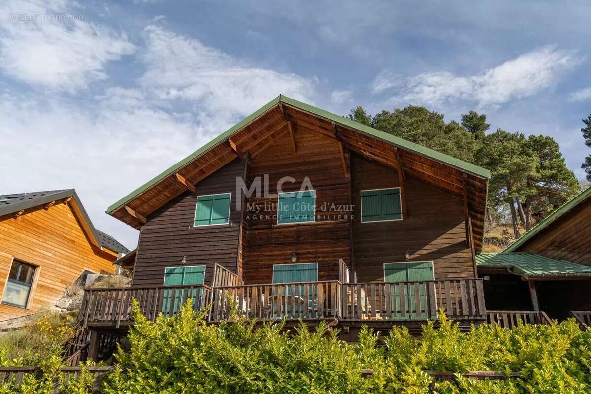 Maison à SAINT-ETIENNE-DE-TINEE