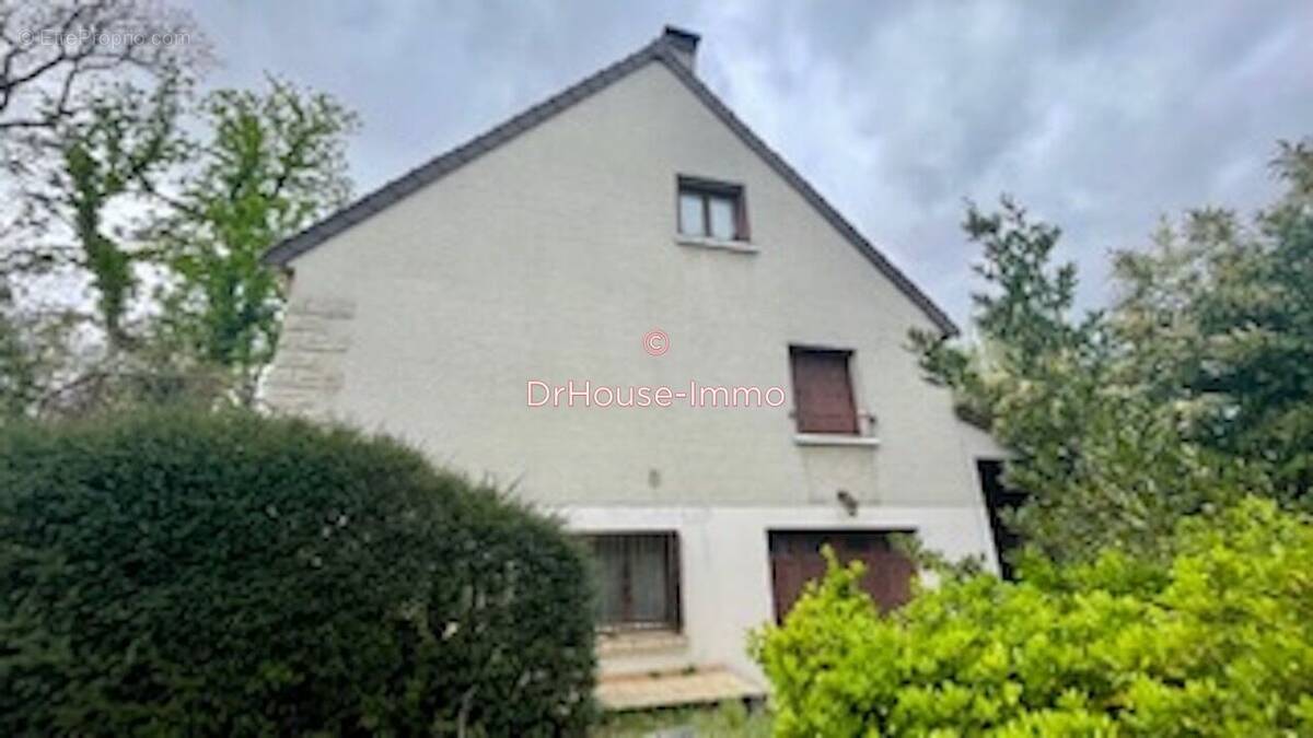 Maison à LES PAVILLONS-SOUS-BOIS