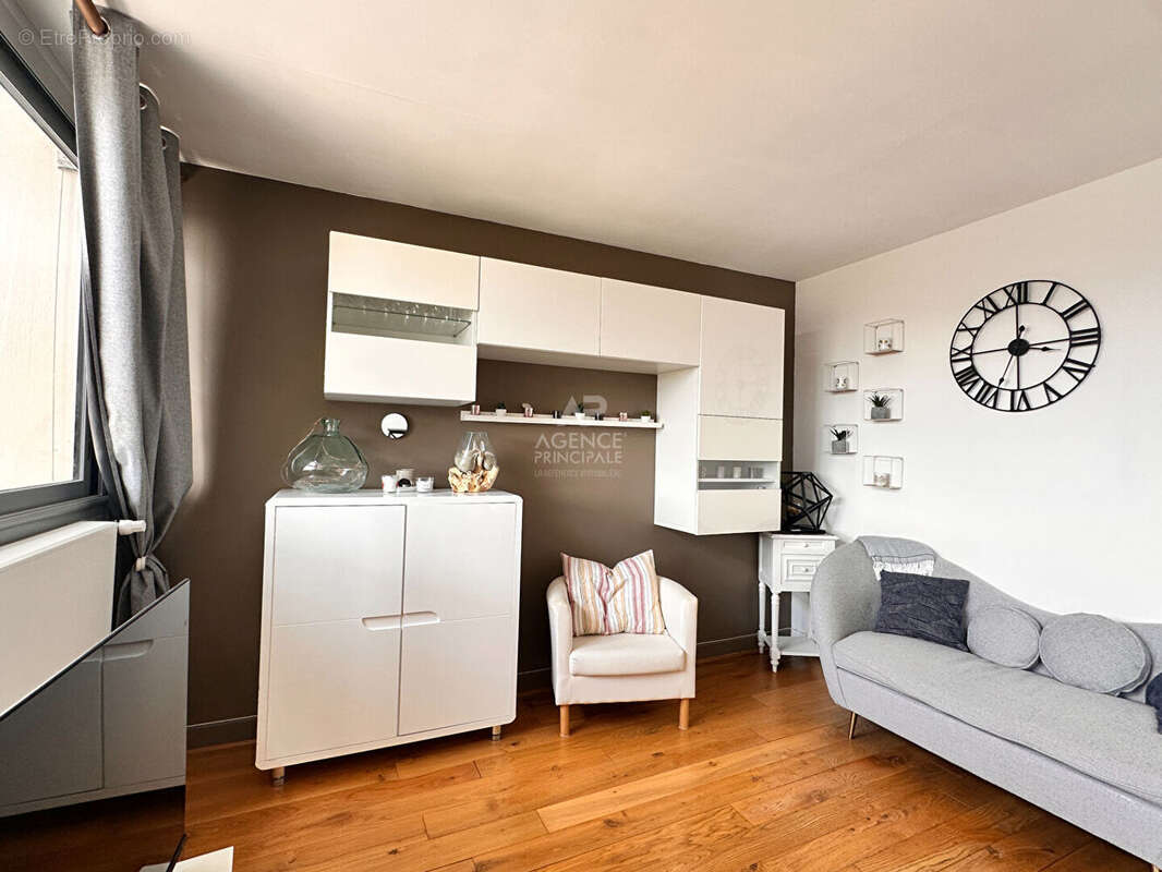 Appartement à CHAVILLE