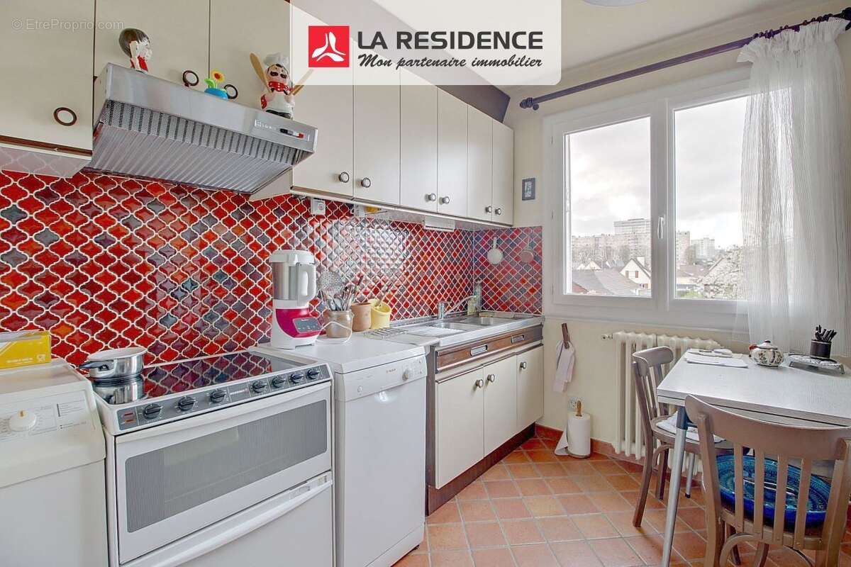 Appartement à SAINT-ETIENNE-DU-ROUVRAY
