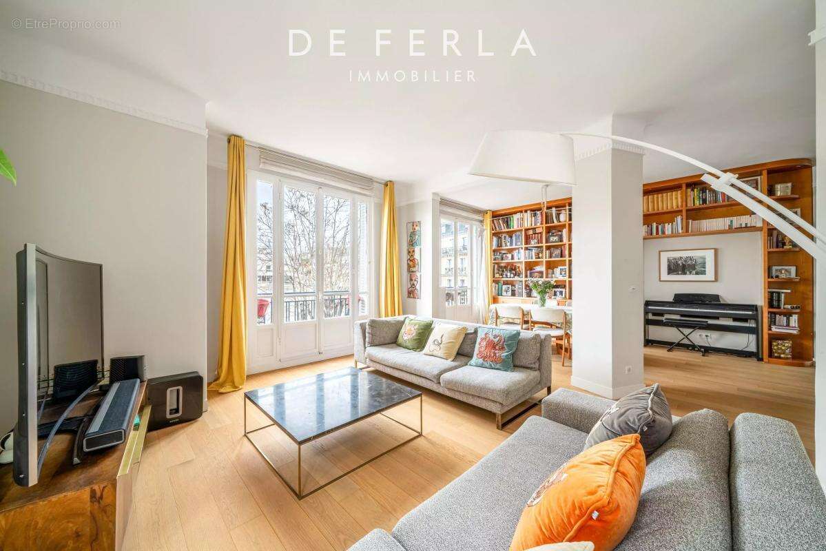 Appartement à PARIS-6E
