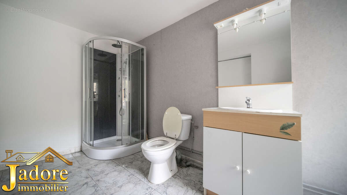 Appartement à SENONES