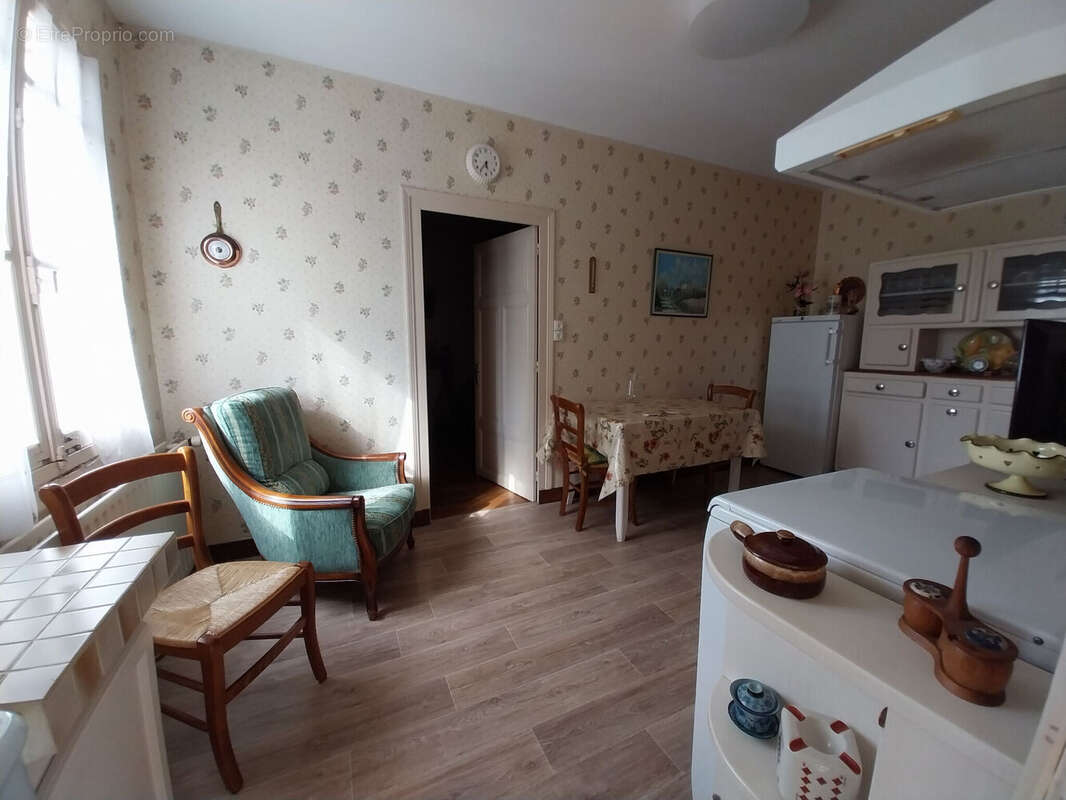 Photo 3 - Maison à SAINT-POMPAIN