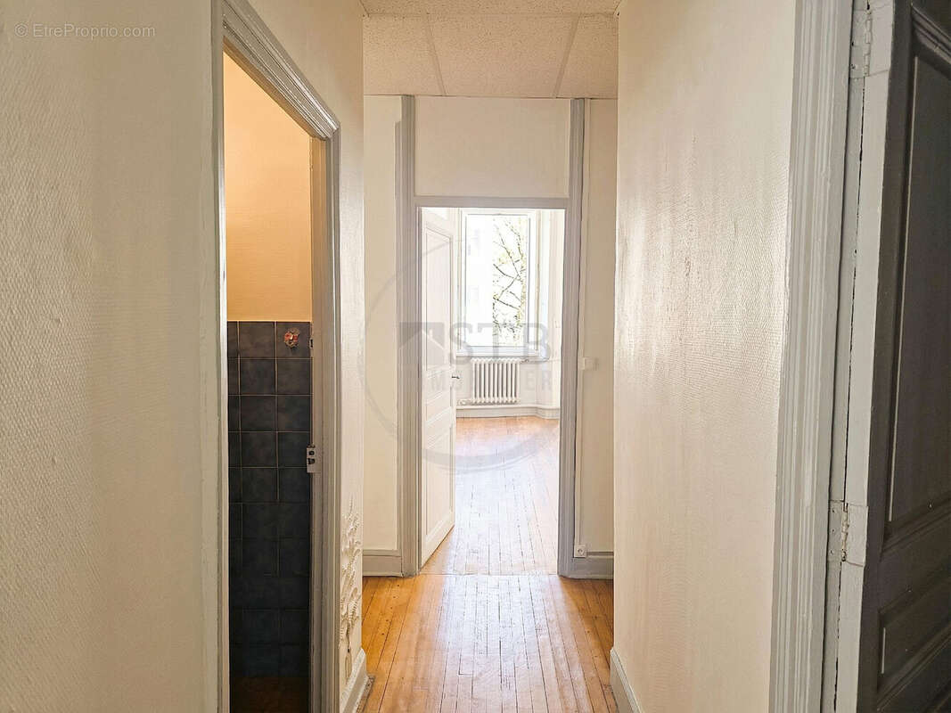 Appartement à PRIVAS