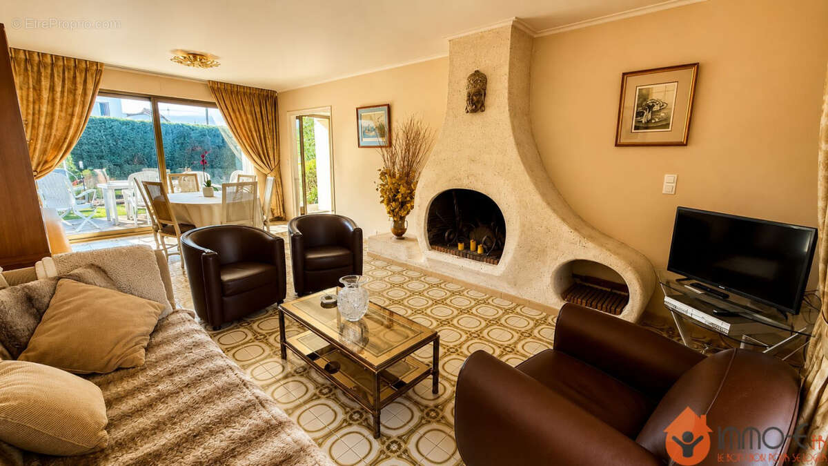 Maison 145 m² à Tremblay-En-France  - photo 4