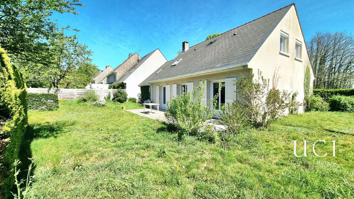 Maison 140 m² à Saint-Herblain  - photo 2