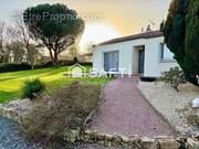 Photo 1 - Maison à CIRIERES