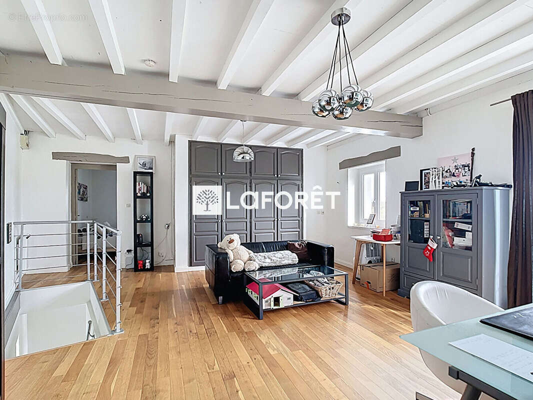 Maison à CHATILLON-SUR-CHALARONNE