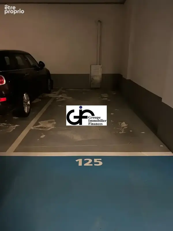 Parking à vendre à Paris-16e (75016) - photo 1