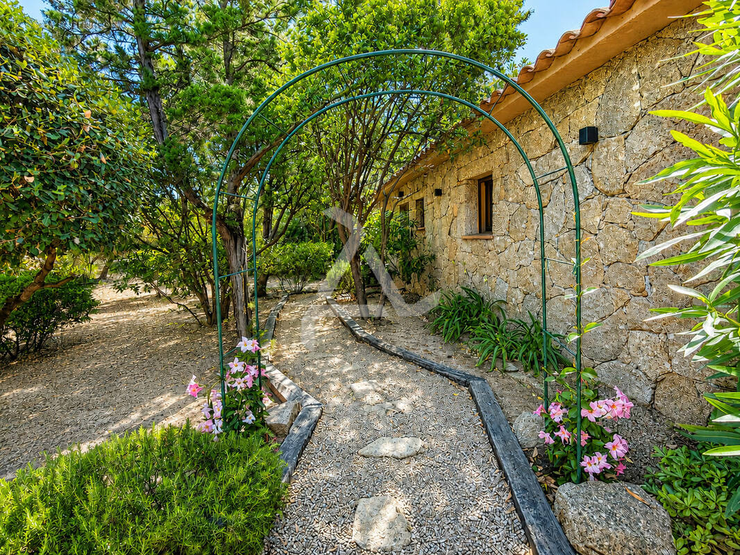 Maison à LECCI