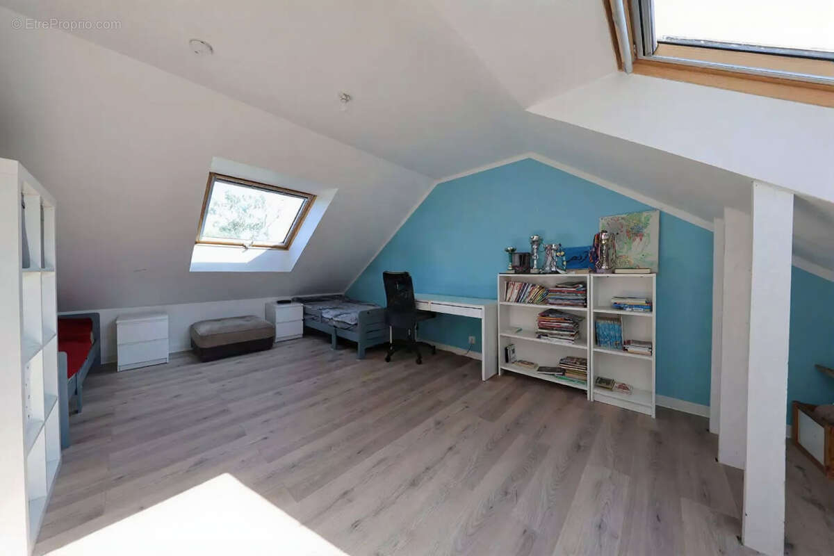 Maison à COURCOURONNES