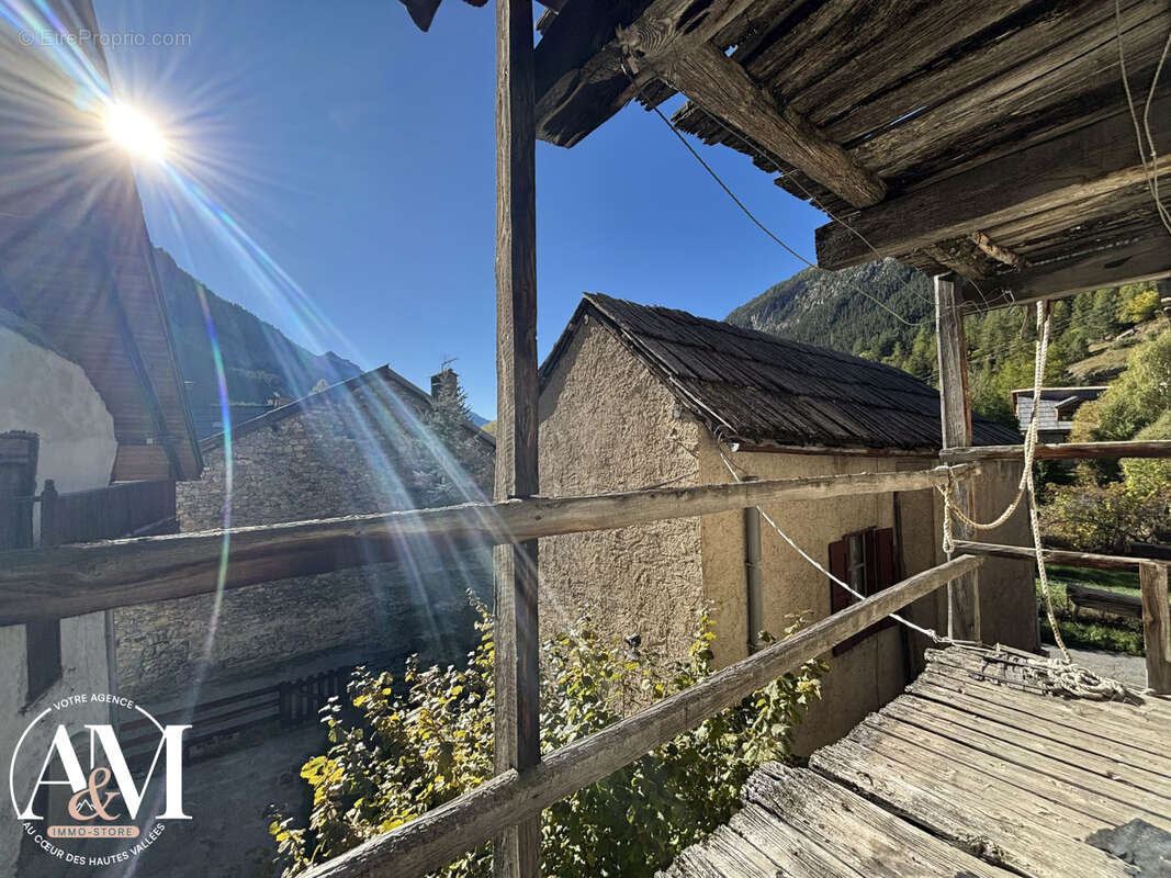 Maison de village à rénover - photo 3