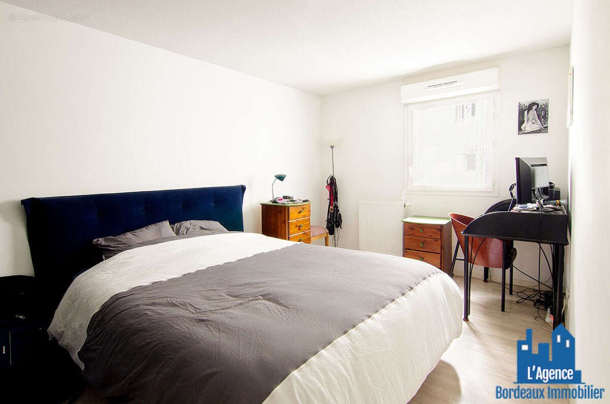 Appartement à VILLENAVE-D'ORNON