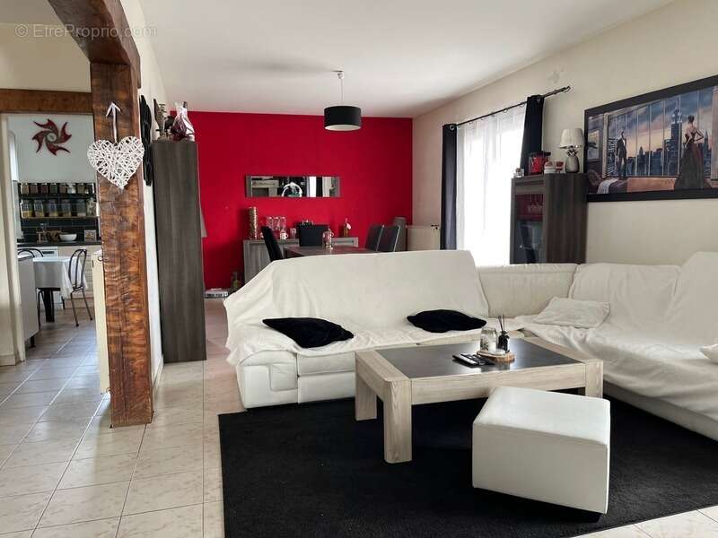 Maison à AUNAY-SUR-ODON