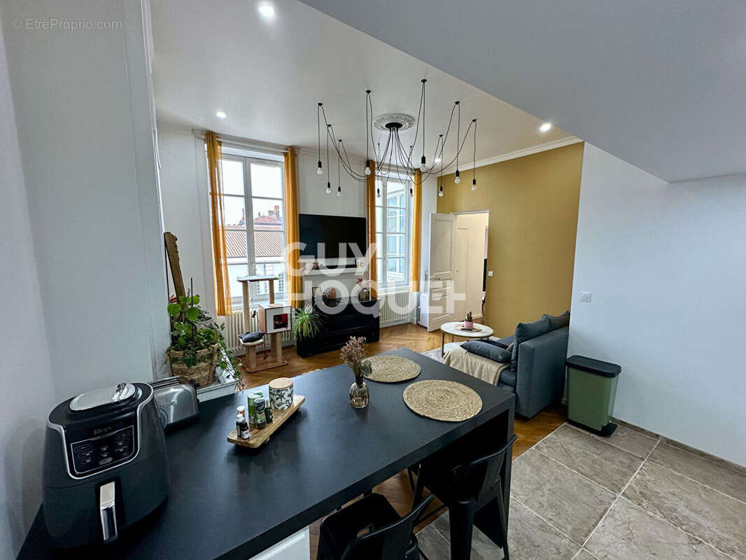 Appartement à LYON-2E