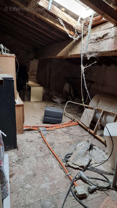 Appartement à LA CRAU